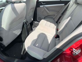 Škoda Octavia 1.6MPI, Klima, Výhřev, Senzory - 7
