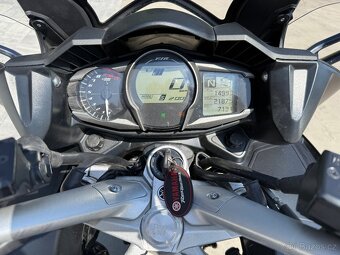 Yamaha FJR 1300 - 7