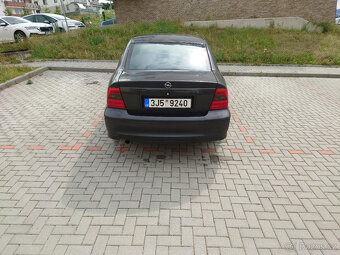 Opel Vectra B 1,8 16v - 7