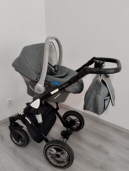 Prodám kočárek BABY MERC FASTER STYLE 3 - 7