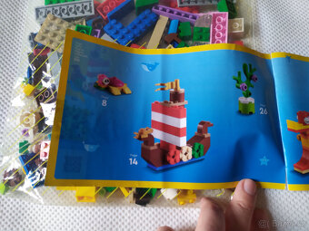 LEGO Classic 11018 Kreativní zábava v oceánu - 7