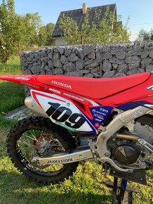 Honda CRF 250 R rok 2020 - 7