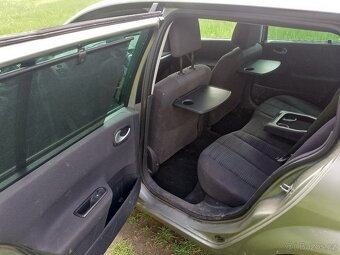 Renault Megane 1.9 dci 96 kW - 7