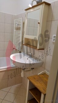 Pronájem bytu 2+kk 56m2, Spořická, Praha Dolní Chabry. - 7