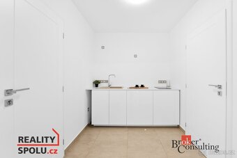 Prodej, byty/2+kk, 37 m2, Rýchorské náměstí, 54201 Žacléř, T - 7