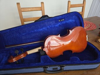 Housle celé s pouzdrem - 7