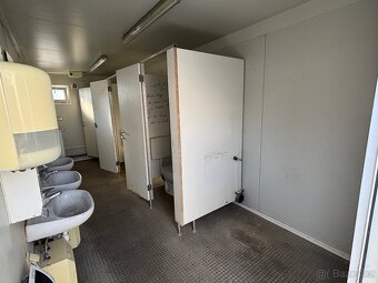 Sanitární / WC / kontejner 3x WC / 4x Pisoár / 6m délky - 7