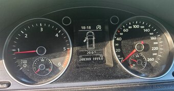 Volkswagen Passat 2.0TDI 103 Kw Manuál - 7