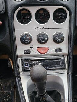 Alfa Romeo Spider 2.0i - 7