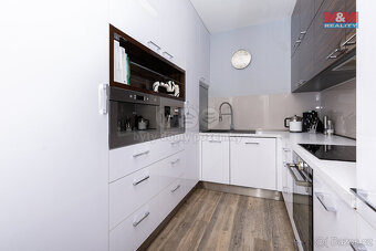 Prodej bytu 4+kk, 102 m², Chrudim, ul. Radoušova - 7