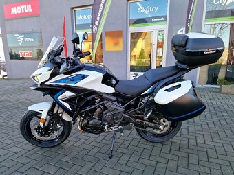 Kawasaki Versys 650 Pearl Robotic White 2025 - Nový motocykl - 7