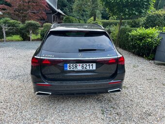 NEW E 220d combi 4-MATIC ,AMG PAKET,2025,20.000km,ZARUKA - 7