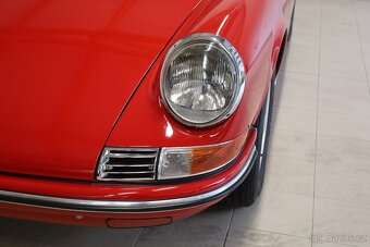 Porsche 911 T 1970 po kompletní renovaci - 7