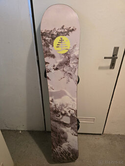 Snowboard a vázání Burton - 7