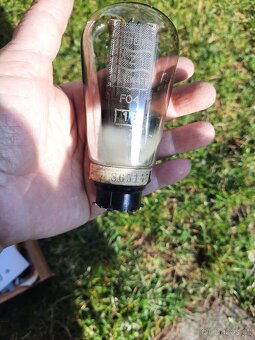 Elektronky Tungsram   Telefunken Philips / elektro č.8 , č.9 - 7