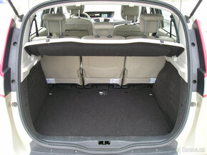RENAULT SCÉNIC 1.9 DCi 96KW RV-2011-6 KVALT - 7