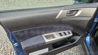 Subaru Forester 2.0 i AWD - 7