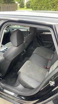 Audi a4 b8 2.0 TDi 105 kw - 7