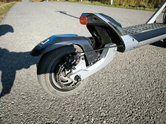Elektrická kolobežka Joyor LuxeRider 62km/h 2400W - 7