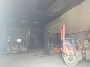 Pronájem skladových a výrobních prostor 300 m2, ev.č. 00183 - 7