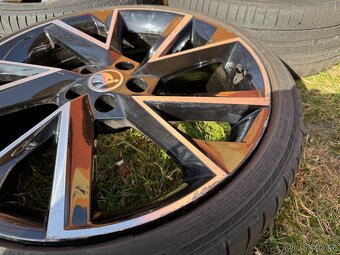 Originál Škoda VEGA 18" - 5x100 Rapid, Scala, Fabia - 7