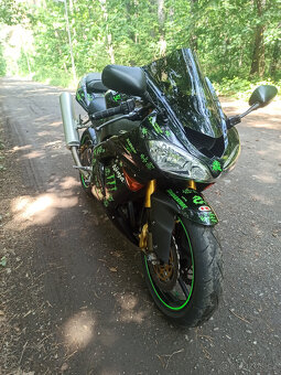 Kawasaki ZX-10R Ninja R.V.2004 - 7