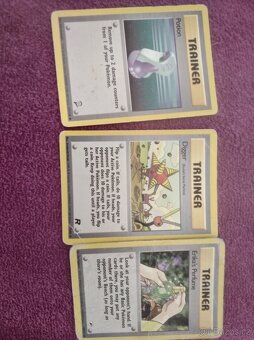 Pokémon karty první edice, pár karet je novějších - 7