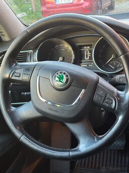 Škoda Superb II ročník 2011 125kw - 7