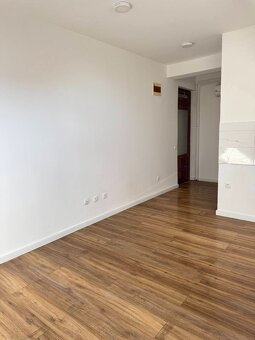 🏠 Prodej kompletně zrekonstruovaného bytu v centru Vršace - 7