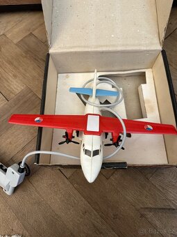 Stara hracka letadlo TURBOLET - KDN - 7
