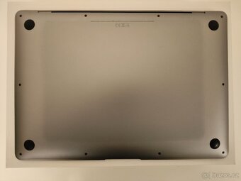 MacBook Air 2020 | i3 • 8GB • 256GB - 7