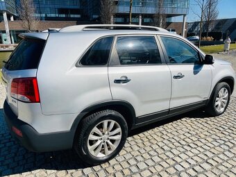 Kia Sorento 2.2D 4x4 MANUÁL VÝHŘEV 1.MAJITEL PANORAMA - 7