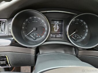 Prodám Superb combi 2.0 125kw 4x4 - 7