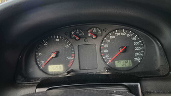 VW PASSAT 1,9TDI Variant - combi - tažné - 7