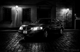 1998 Lincoln Town Car Signature Series - 7