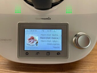 Vorwerk Thermomix TM5 + příslušenství - 7
