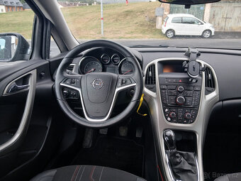 Opel Astra Com 1.4i Jen 98.000 Km serviska - 7