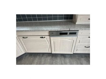 Venkovská kuchyňská linka s vestavěnými spotřebiči,5627 - 7