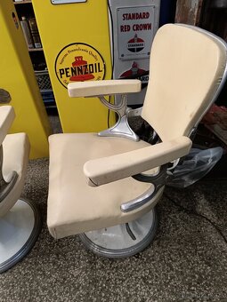 2 stará křesla Barber shopu, 50. Léta, slušný stav - 7