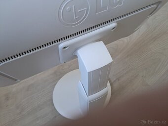 Monitor LG - 7