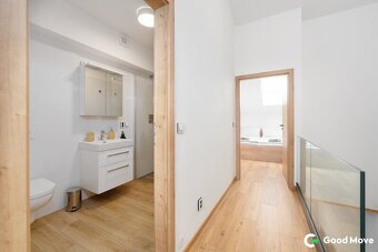 Prodej luxusního mezonetový bytu 3+KK s terasou a parkováním - 7