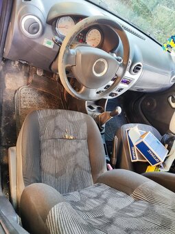 Dacia LOGAN MCV 1,6 Ethanol-Benzin 2011 - 7
