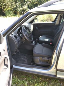 ŠKODA YETI TSI 1.2 77 KW NAJETO 103 400Km NEHAVAROVANÉ - 7