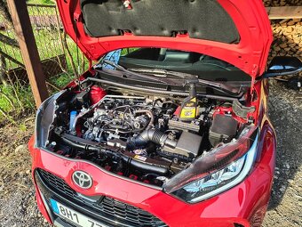 Yaris výbava GR Sport 6MT 5.2023 15tis nájezd - 7