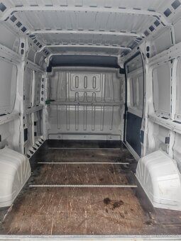 Peugeot Boxer 2.0 HDI 96Kw 2019 Luxusní stav TZ 2,5t 3 mista - 7