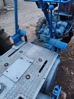 Prodám kulatou převodovku na ZETOR25N - 7