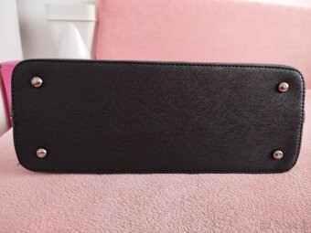 Dámská kabelka Carmelo za 450 - 7