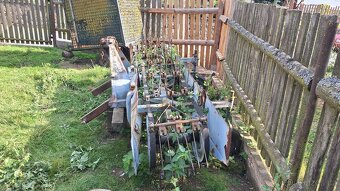 shrnovač sena TON 250 - 7