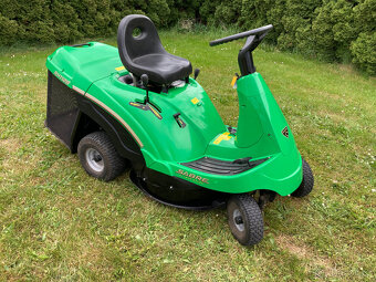 Zahradní traktor John Deere Sabre - 7