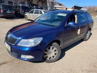 Octavia combi 1.6tdi 77kw rok 2010 - 7
